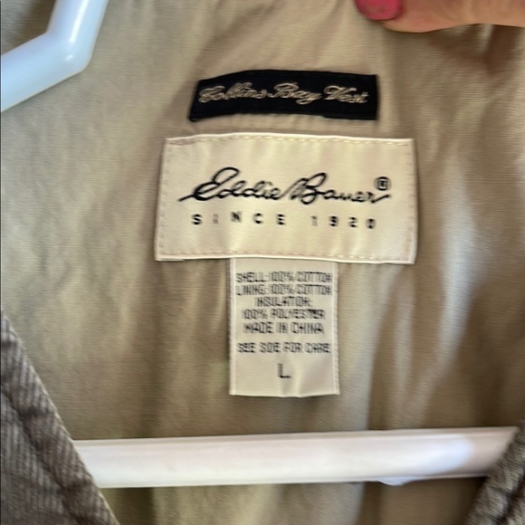 Eddie Bauer Beige Quilted Vest - Picture 2 of 5